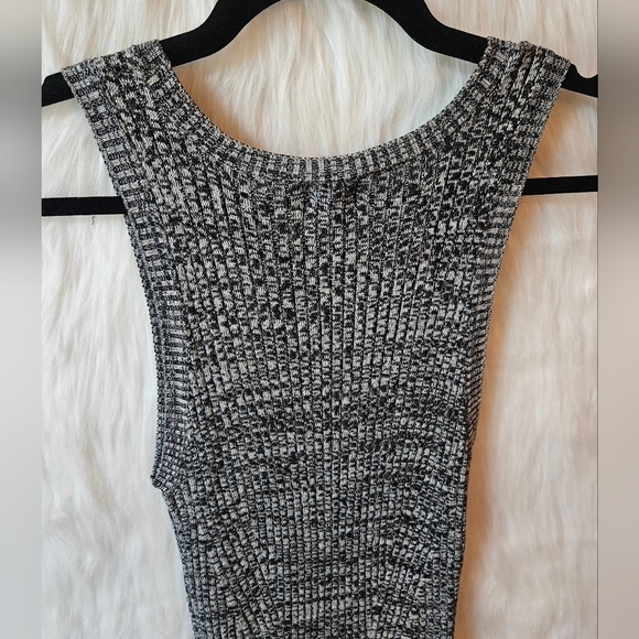 Dynamite Monochrome Longline Knit Maxi Dress - Picture 4 of 10